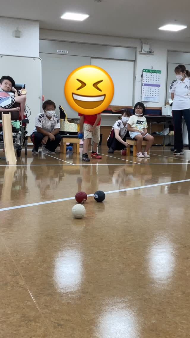 .
8月23日　ボッチャクラブ　第一部
.
#負けられない戦いがそこにはある#みんなちがってみんないい
#ぼっちゃってたのしい 
#切磋琢磨　#その先を目指して  #初志貫徹　#一投入魂　#ボッチャってたのしい#ボッチャクラブの司令塔　　#立位の貴公子　#アプローチの勝負師(やるときやる男)#ボッチャ会の新星　#ボッチャ　#アプローチ　#ヒット　#プッシュ　#スポーツ　#勝負　#試合　#ゲーム　#四天王寺和らぎ苑　#リハビリ　#リハ　#リハビリテーション　#PT #理学療法士　#OT #作業療法士　 #大阪府　#富田林市