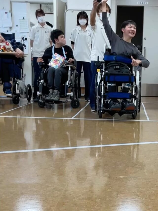 .
2026.04.18 今年度最初のボッチャクラブ
.
来月の大会に向けて、試合練習！
.
#負けられない戦いがそこにはある #みんなちがってみんないい
#切磋琢磨　#一投入魂　#ボッチャってたのしい ボッチャ　アプローチ　ヒット　プッシュ　スポーツ　勝負　試合　ゲーム　四天王寺和らぎ苑　リハビリ　リハ　リハビリテーション　PT 理学療法士　OT 作業療法士　 大阪府　富田林市