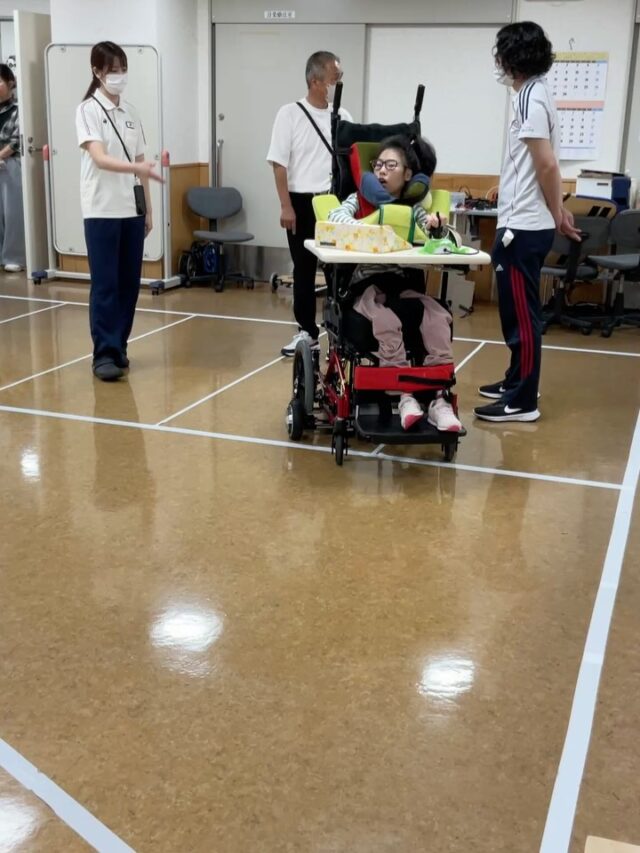 #早産児　#低出生体重児　#障がい児　#障害児　#重症心身障害　重症心身障がい　重症心身障害児　重症心身障がい児　医療的ケア　医療的ケア児　肢体不自由　肢体不自由児　脳性麻痺　脳性まひ　脳性麻痺児　脳性まひ児　筋ジストロフィー　脊髄性筋萎縮症　遺伝性疾患　遺伝子疾患　発達障害　発達障がい　ベビーロコ　babyloco 電動移動　電動車椅子　理学療法士　作業療法士　リハビリテーション　リハビリ